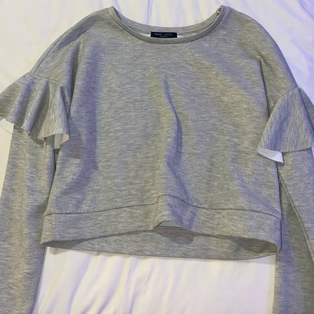 grey peplum sleeve sweatshirt